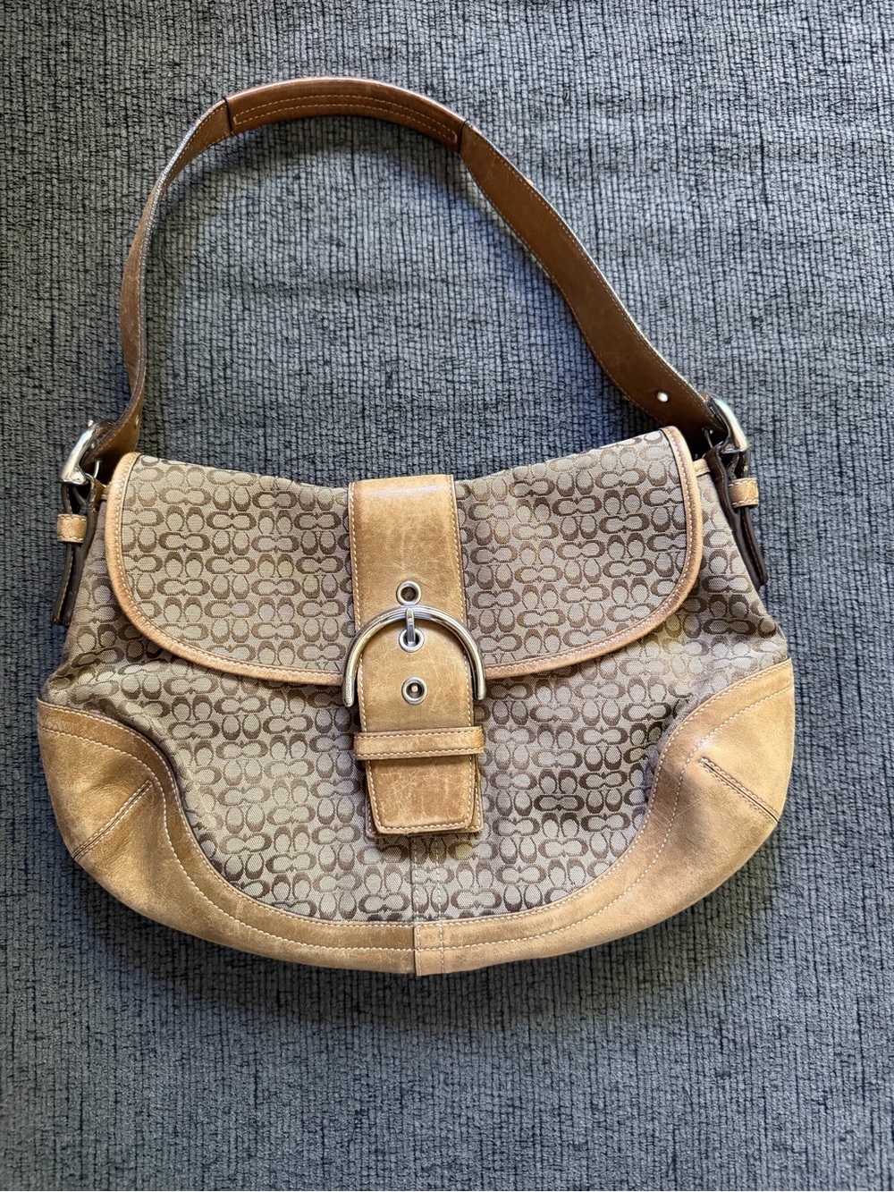 Vintage Y2K Coach Soho Signature Buckle Flap Shoulder Bag